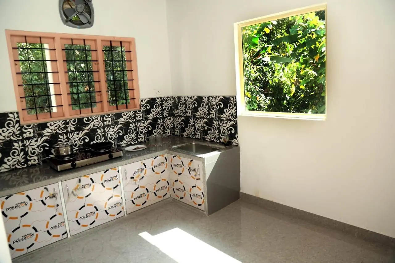 Loveshore Homestay Anachal 0*,